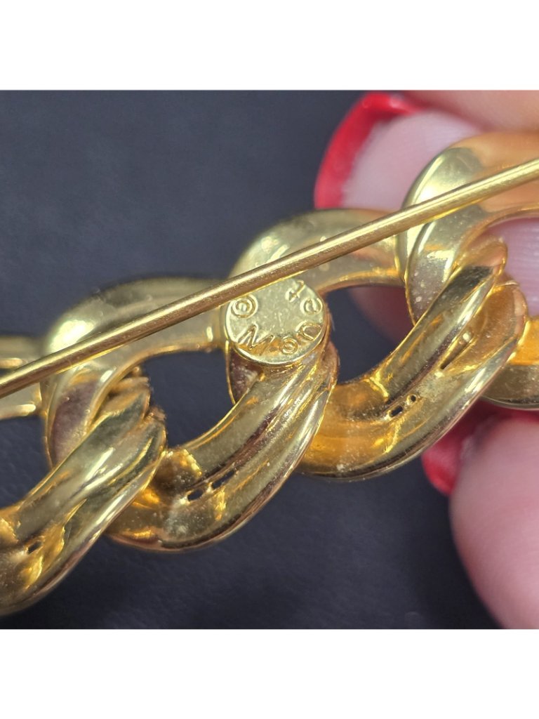 Monet Double Link Chain Bar Brooch Linear Line Yellow Gold Plated Signed Vtg — image 5 of 7